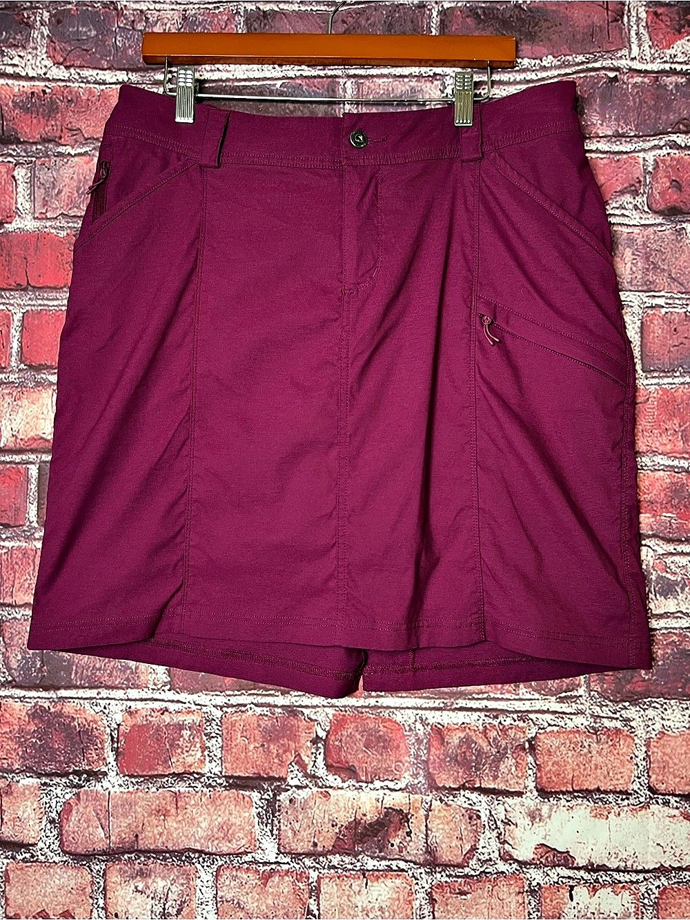 Duluth Trading Co Dry on the Fly Athletic Hiking Skort Plum Magenta 14
